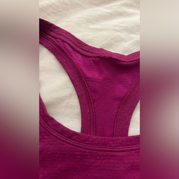 Lululemon Swiftty Tech Razorback Tank (Purple) - Picture 3 of 5